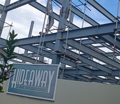 Hideaway hotelli projekti värskendus uuelt kliendilt, kes külastas projekti s...